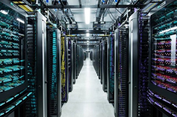 Marché mondial des serveurs : 4 acteurs du cloud à l’origine de la moitié des investissements dans les datacenters