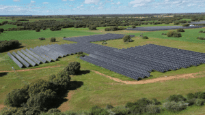 Solaria Iberia recherche un partenaire financier pour développer 3,4 GW de datacenters en Europe