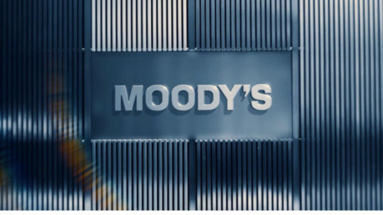 Moody’s anticipe au moins 3 000 milliards $ d&rsquo;investissements dans les datcenters d&rsquo;ici 2030