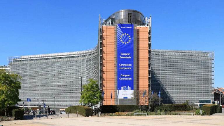 Souveraineté des infrastructures numériques : ETIX, PHOCEA DC et Thésée Datacenter adoptent le référentiel Sovereignty Certification