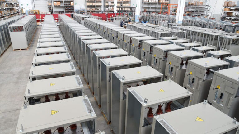Eaton va acquérir COL Group, distribution électrique moyenne tension